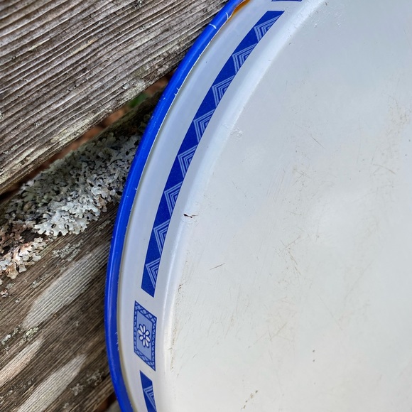 Blue Willow Tin Tray - Picture 4 of 4